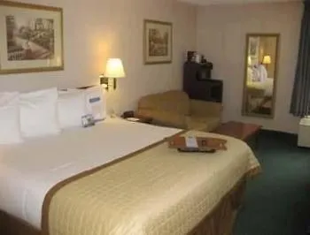 Hotel Western East Bloomington